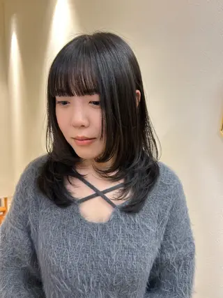 セミロング hub hair レイヤー/透明感のヘアスタイル