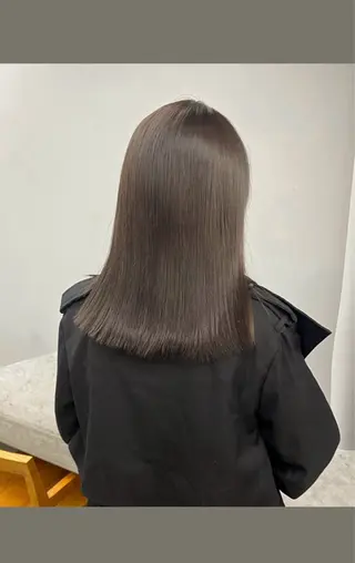 ミディアム カラー JUN 【ジュン】のヘアスタイル