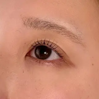 マツエク・マツパ エンズ知立店所属・菅野 葵衣の眉毛・アイブロウイメージ