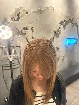 ミディアム カラー 暖色/ブリーチカラー 🍊 yu-na.のヘアスタイル