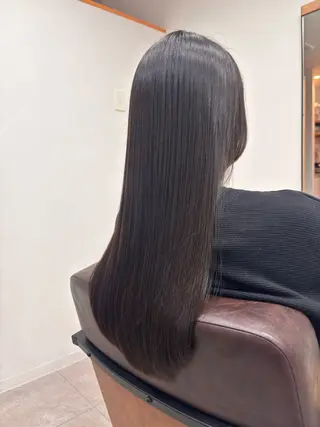 ロング IVY hairdesign所属・⚪︎ YUNAのヘアスタイル