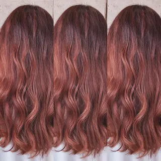 ロング カラー 福森 みずきのヘアスタイル