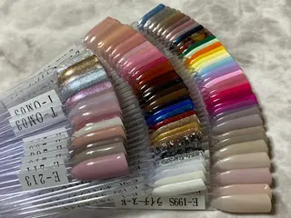 ネイル 内村 涼子のネイルデザイン