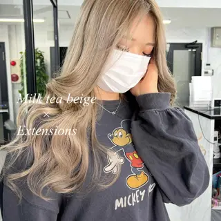 ロング カラー シールエクステ特化 ハイトーン、NANAのヘアスタイル