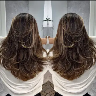 ロング 大人上品特化 レイヤー🇺🇸山村のヘアスタイル