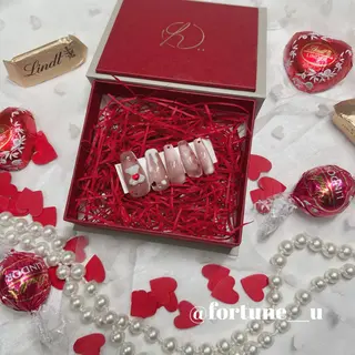 ネイル 💜 Yuuna💜のネイルデザイン