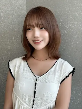 ミディアム rina韓国ヘア 透明感カラーのヘアスタイル