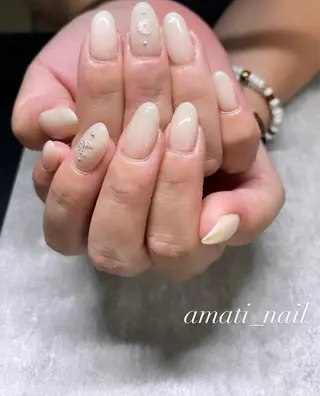 ネイル amati_nail TAKAKOのネイルデザイン