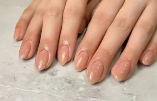 ショート Irresistible  Nailsイレジスティブル ネイルズ所属・イレジスティブル ネイルズのネイルデザイン
