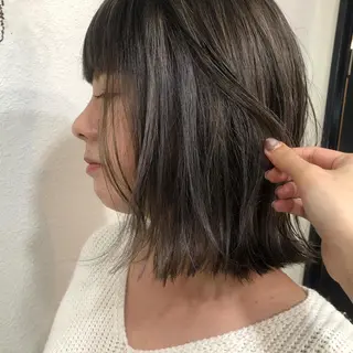 ミディアム カラー chambre シャンブルのヘアスタイル