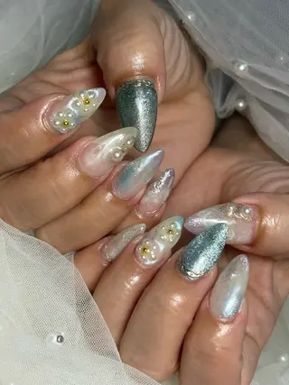 ネイル ✴︎ Delightのネイルデザイン