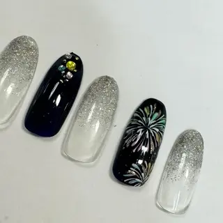 ネイル Myu博多店 かえでのネイルデザイン