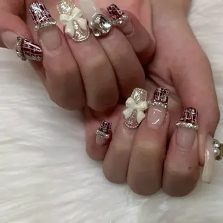 ネイル UnFLAIR KASUMIのネイルデザイン