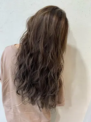 ロング カラー 天野 開のヘアスタイル