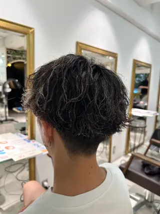 メンズ SALOWIN渋谷caldo店B1所属・岐津公太 メンズ縮毛矯正のプロのヘアスタイル