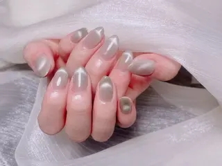 ネイル KARI ネイルサロンのネイルデザイン