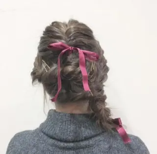 カラー ヘアアレンジ セミロング 佐藤 美咲のヘアスタイル