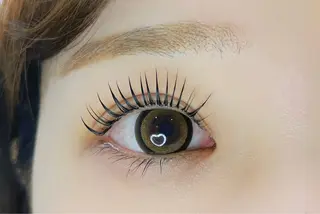 マツエク・マツパ private salon　Emer所属・Emer よしかわのマツエク・マツパデザイン