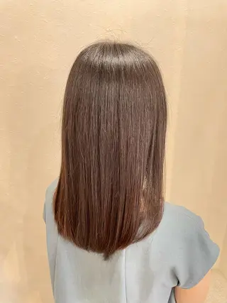 セミロング 佐治 梨乃のヘアスタイル