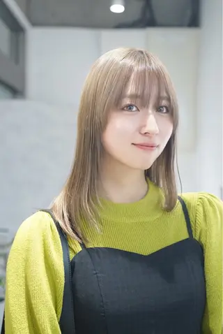 セミロング カラー 月100人以上 髪質改善施術｜谷口のヘアスタイル