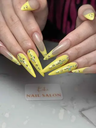 ネイル 💕鈴木ユリ パラジェル/オフ無料のネイルデザイン