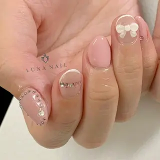 ネイル アトリエ　ミモザ所属・いまむら あかりのネイルデザイン