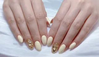 ネイル 小島 千尋のネイルデザイン