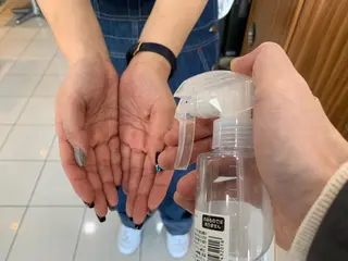 ショート カラー メンズ 白髪ぼかしハイライト 柳川拓哉のヘアスタイル