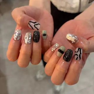 ネイル 栗田 ゆう子のネイルデザイン