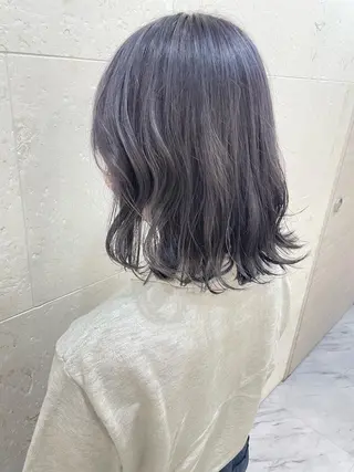 ミディアム 安田 柚月のヘアスタイル