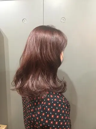 ロング カラー 高橋 実咲のヘアスタイル