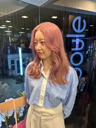 セミロング ボブ/ぱつっとボブ/ 谷口 海星のヘアスタイル