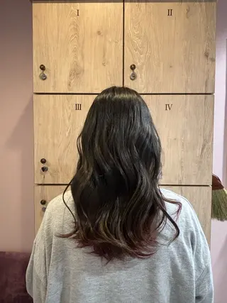 ロング カラー 透明感カラー/ くびれヘア/ユウユのヘアスタイル