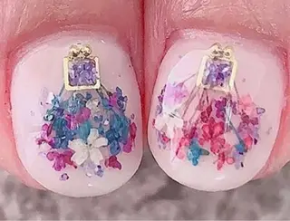 ネイル えくにゃん所属・AMAGASAKI LISAのネイルデザイン