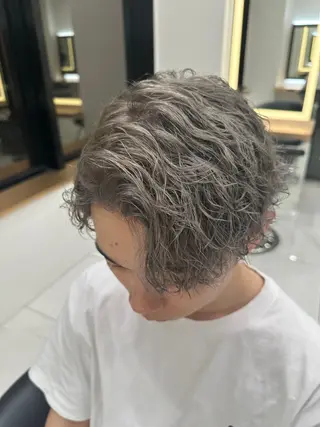 メンズ 白髪ぼかし/白髪 メッシュ/ゆうとのヘアスタイル