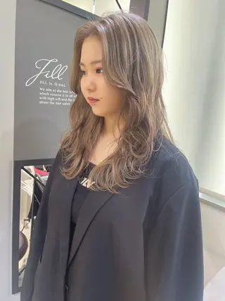 セミロング カラー AIRI layer cut hairのヘアスタイル
