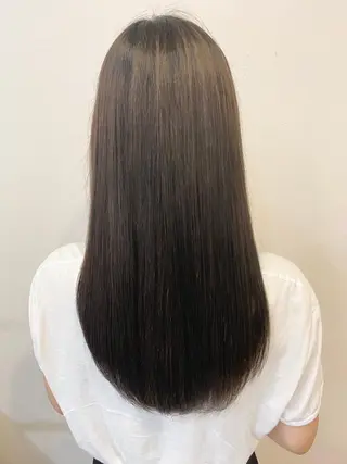 ロング 石平 暖のヘアスタイル