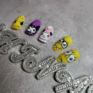 ネイル Dia Nail AKIのネイルデザイン