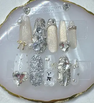 ネイル クイーンズネイル銀座所属・Queeens nailのネイルデザイン