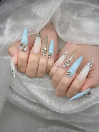 ネイル Lee Nailsのネイルデザイン