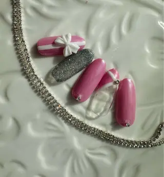 ネイル セプトアカデミー emiのネイルデザイン