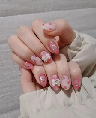 ネイル 3dパーツ/流行り 👧shushu❤️のネイルデザイン