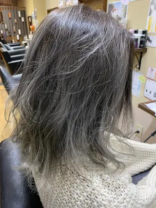 セミロング カラー パピヨンロゼ 髪質改善/ブリーチのヘアスタイル