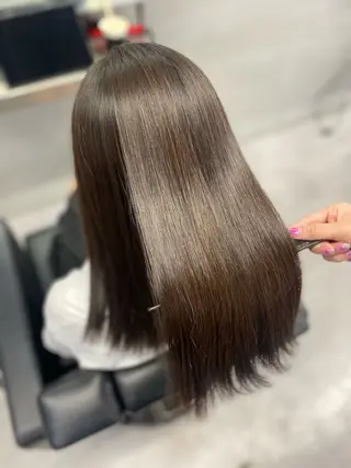 セミロング 艶髪/縮毛矯正 🫧辻野海羽のヘアスタイル