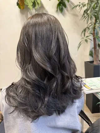 ロング カラー 高部 仁斗のヘアスタイル