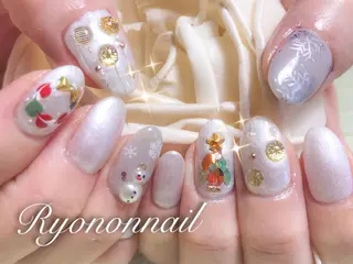 ネイル Ryononnail(リョノンネイル)所属・Ryononnail 上谷典子のネイルデザイン