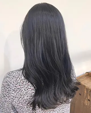 セミロング カラー ☁Neolive .Ayana✂️のヘアスタイル