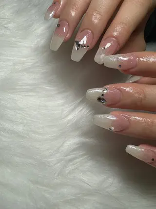 ネイル AZU nailのネイルデザイン