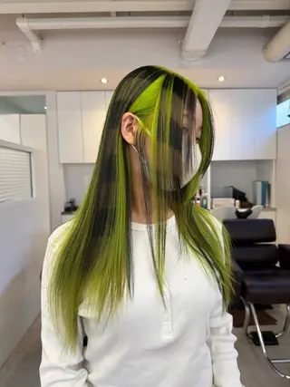 ロング カラー ヘアアレンジ 🦠デザインカラー/ 魚瀬あおい🦠のヘアスタイル