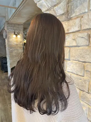 ロング カラー 星野 茉由のヘアスタイル